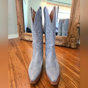 Tecovas Annie in Slate Blue Bovine Size 5.5